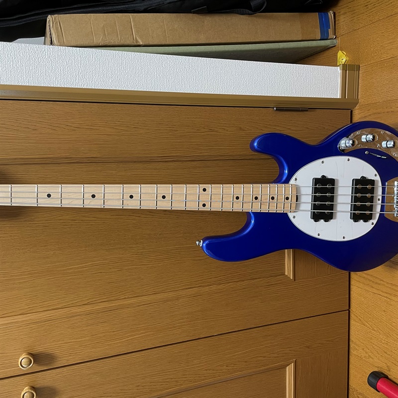 Sterling by MUSICMAN SUB RAY4 HH BLUの画像